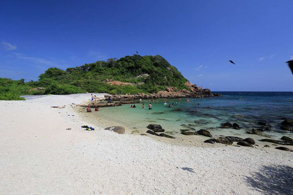 Nilaveli’s Best-Kept Secret: Where the Lagoon Meets Rustic Luxury 3 pigeon-island01